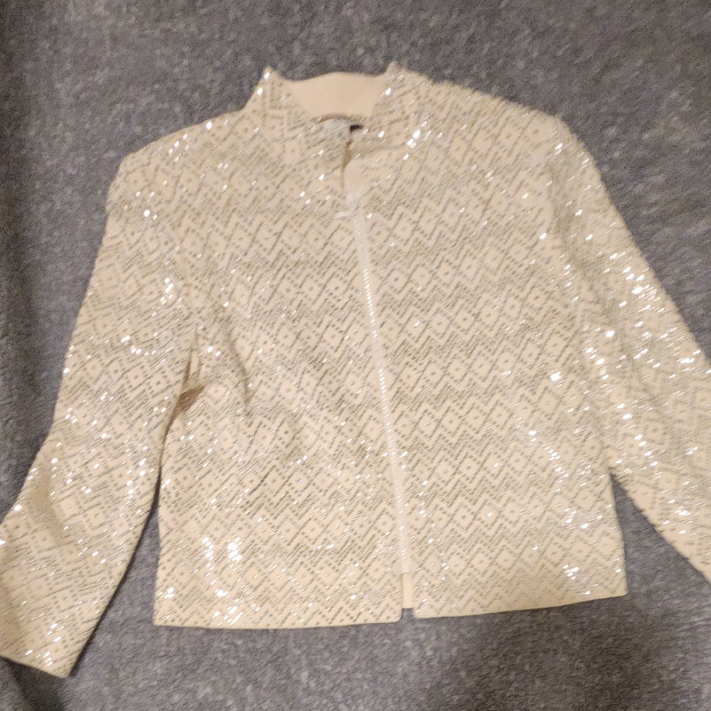 St John Marie Gray evening jacket,under sweater,and pant.